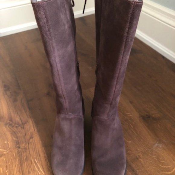 UGG Winter Boots - Picture 3 of 7